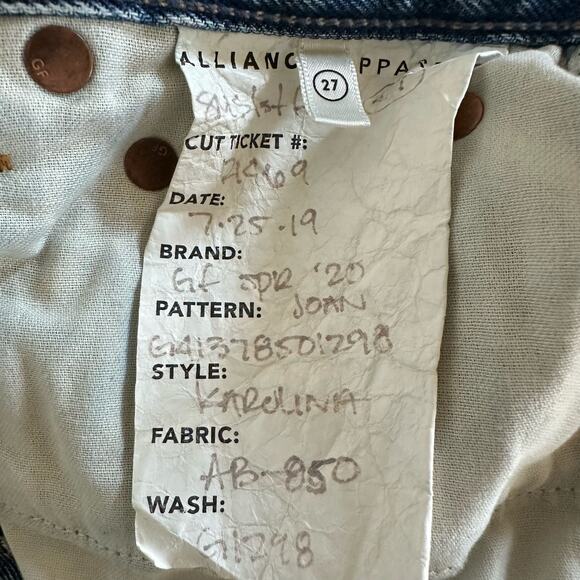 GRLFRND Revolve Karolina Jeans Size 27 High Rise Straight Leg Blue - Picture 8 of 8